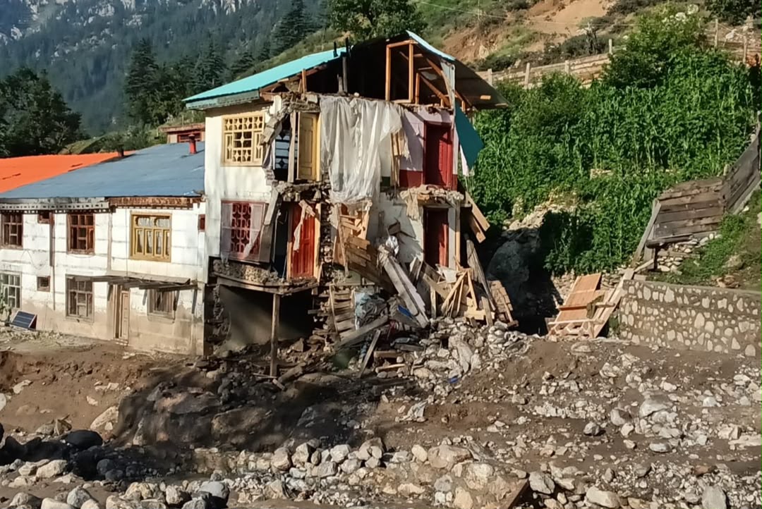 UN Warns of Possible Landmine Movement Amid Heavy Rain and Flash Floods in Afghanistan - AtlasPress News Agency