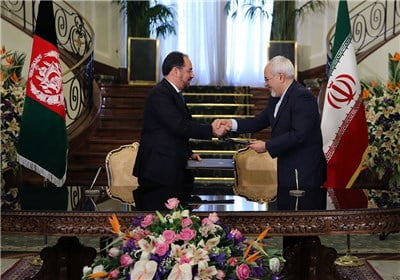 ایران و افغانستان ۲ سند تفاهم و همکاری امضا کردند